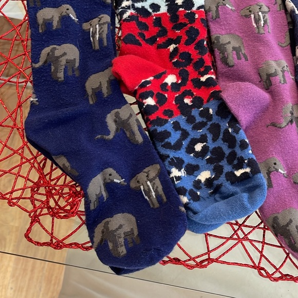 Men’s African elephant, print socks, good condition only worn a couple times - Picture 4 of 6